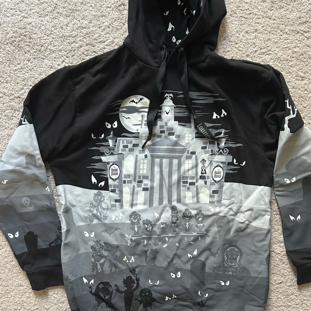 Loungefly Disney Hoodie Sweatshirt Haunted Mansion New Castle Ghost Halloween